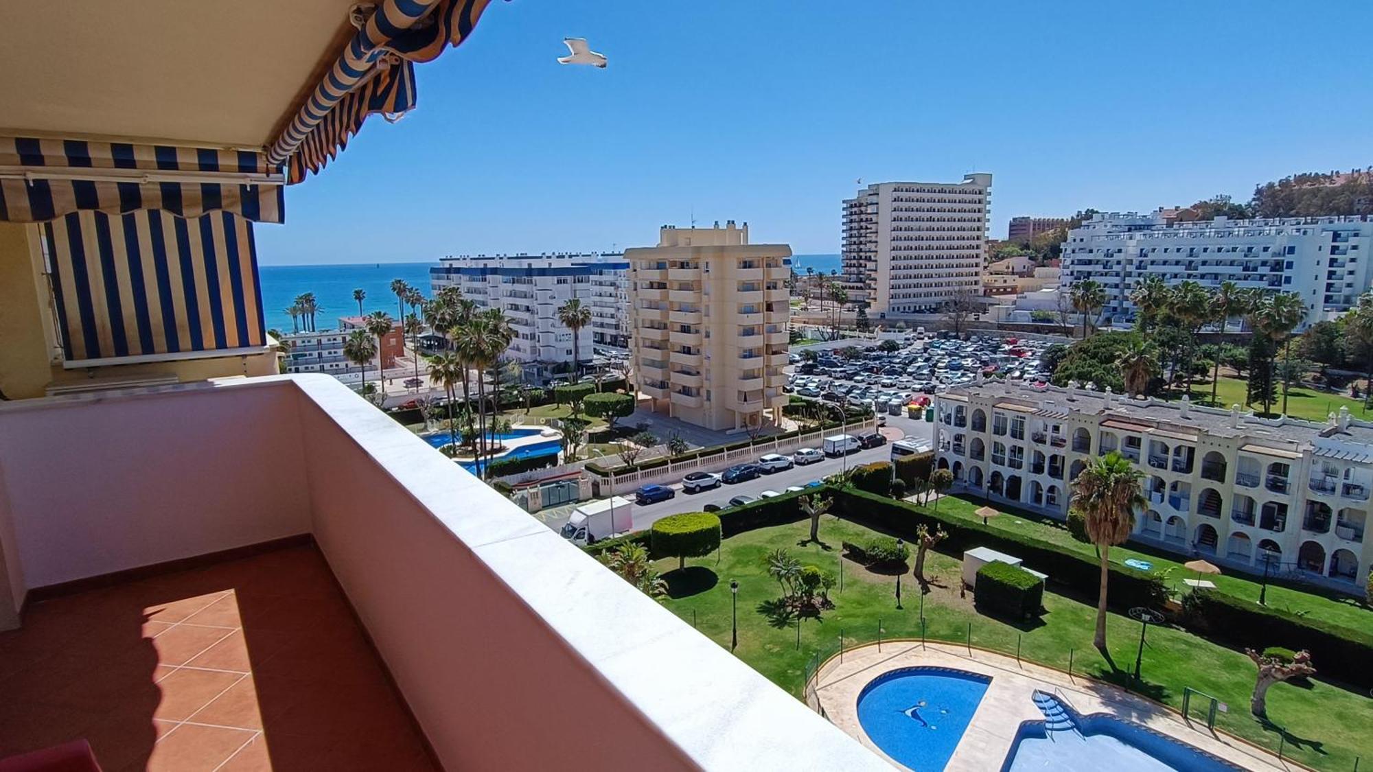 Andalucia Beach & Garden Apartment Benalmadena Bagian luar foto